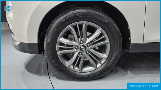 HYUNDAI TUCSON DIESEL(E-VGT) 2WD