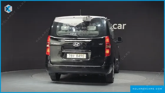 HYUNDAI STAREX 12-SEATER WAGON