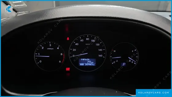 HYUNDAI STAREX 12-SEATER WAGON
