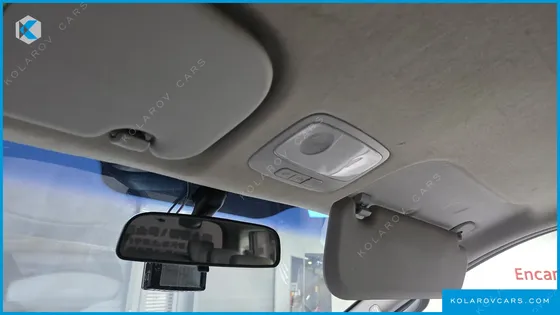HYUNDAI STAREX 12-SEATER WAGON