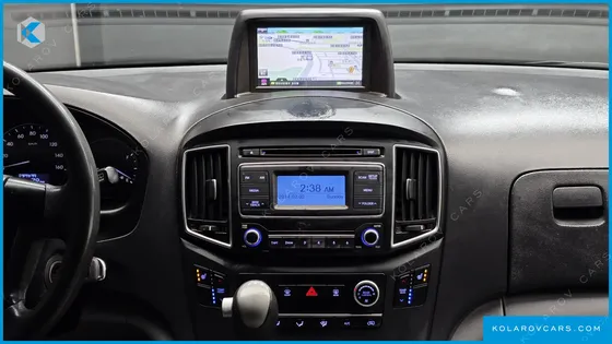HYUNDAI STAREX 12-SEATER WAGON