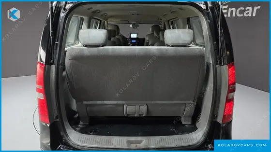 HYUNDAI STAREX 12-SEATER WAGON
