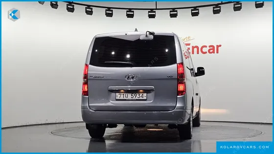 HYUNDAI STAREX 12-SEATER WAGON
