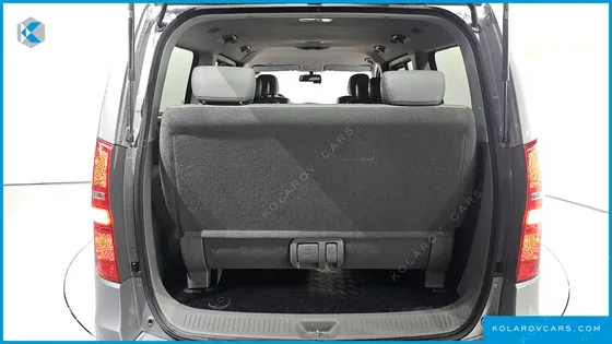 HYUNDAI STAREX 12-SEATER WAGON