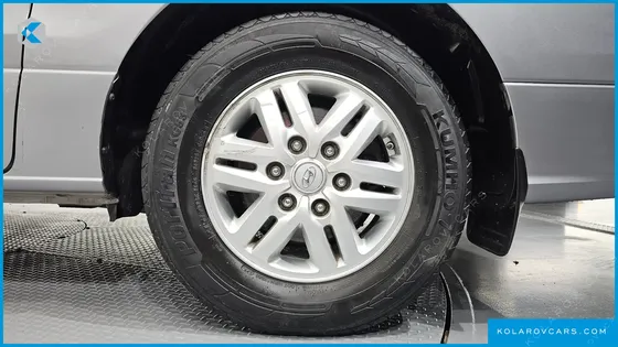 HYUNDAI STAREX 12-SEATER WAGON