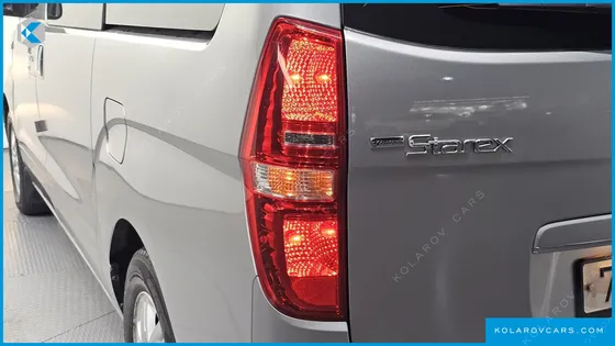 HYUNDAI STAREX 12-SEATER WAGON