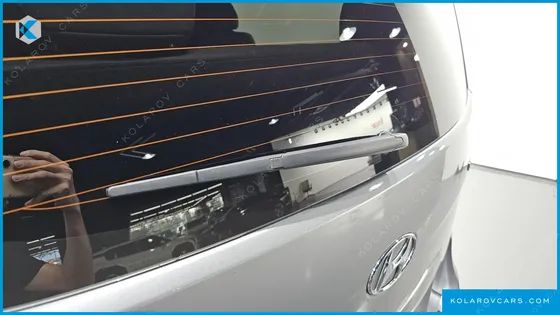 HYUNDAI STAREX 12-SEATER WAGON