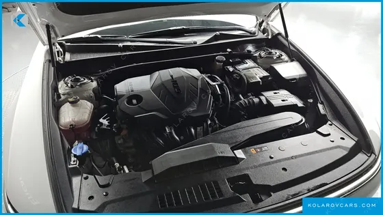 HYUNDAI GRANDEUR 2,5 GASOLINE 2WD