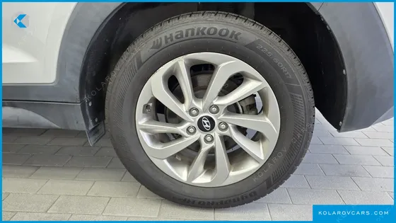 HYUNDAI TUCSON DIESEL 2.0 2WD