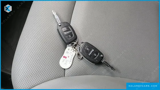 HYUNDAI STAREX 5-SEATER VAN