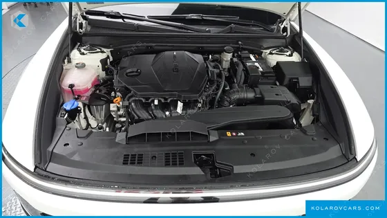 HYUNDAI GRANDEUR 2,5 GASOLINE 2WD