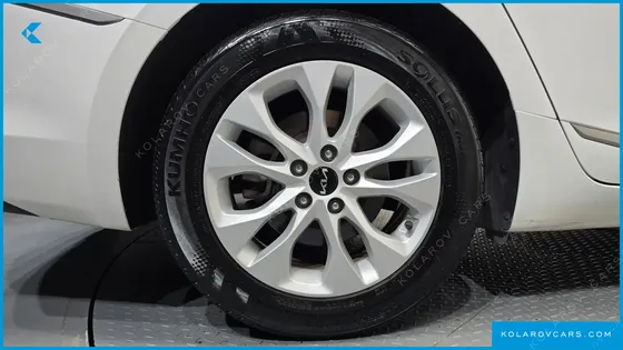KIA K8 2.5 GASOLINE 2WD