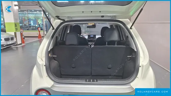 HYUNDAI CASPER THE ESSENTIAL LIGHT