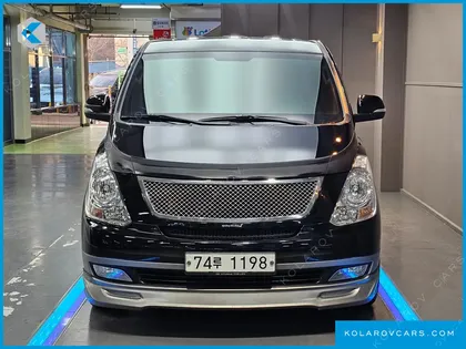 HYUNDAI STAREX 11-SEATER WAGON HVX