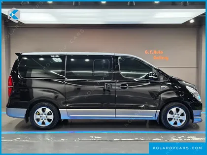 HYUNDAI STAREX 11-SEATER WAGON HVX