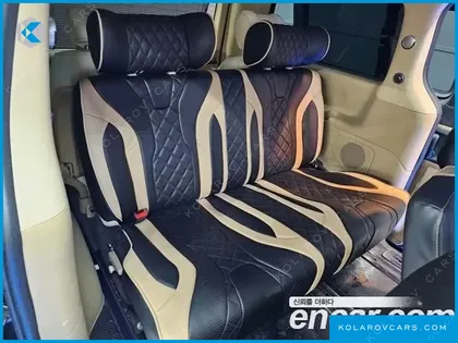 HYUNDAI STAREX 11-SEATER WAGON HVX