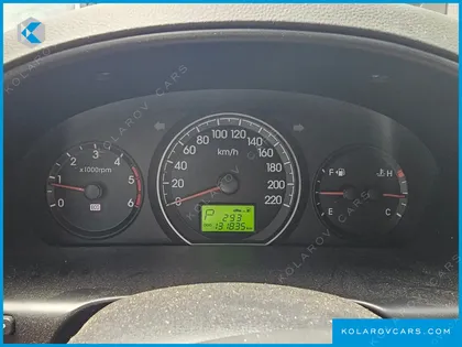 HYUNDAI STAREX 11-SEATER WAGON HVX
