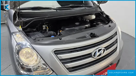 HYUNDAI STAREX 3-SEATER VAN