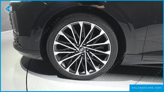HYUNDAI GRANDEUR CALLIGRAPHY