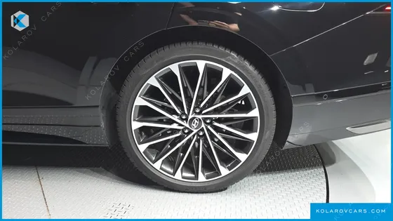 HYUNDAI GRANDEUR CALLIGRAPHY
