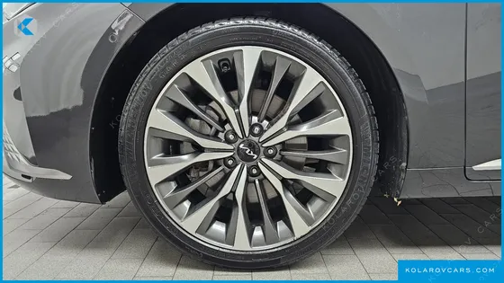 KIA K8 2.5 GASOLINE 2WD
