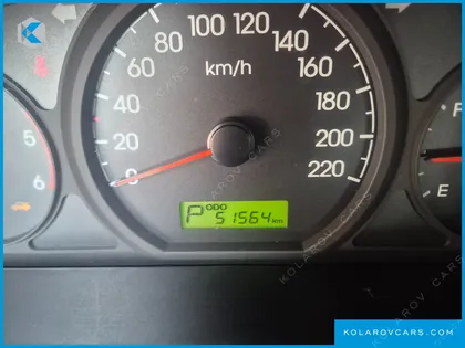 HYUNDAI STAREX 3-SEATER VAN