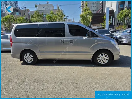 HYUNDAI STAREX 12-SEATER WAGON