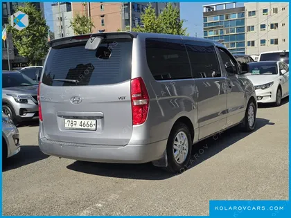 HYUNDAI STAREX 12-SEATER WAGON