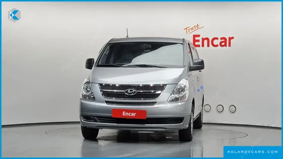 HYUNDAI STAREX 3-SEATER VAN