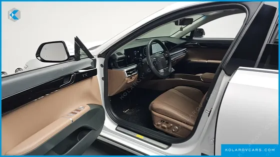 HYUNDAI GRANDEUR 2,5 GASOLINE 2WD