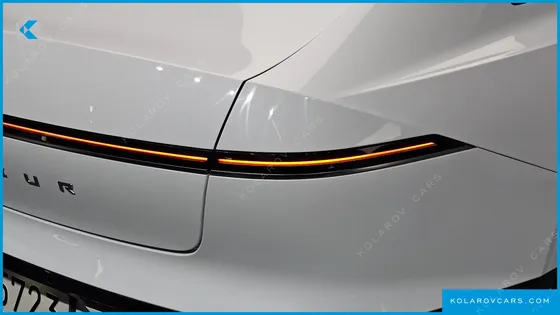 HYUNDAI GRANDEUR 2,5 GASOLINE 2WD