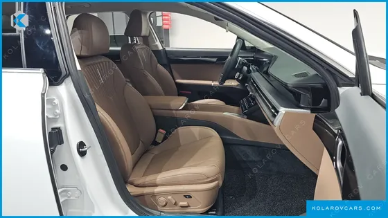 HYUNDAI GRANDEUR 2,5 GASOLINE 2WD