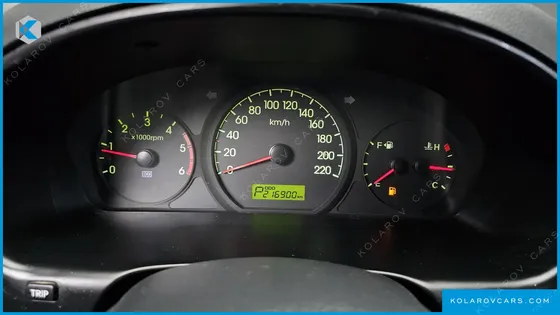 HYUNDAI STAREX 3-SEATER VAN