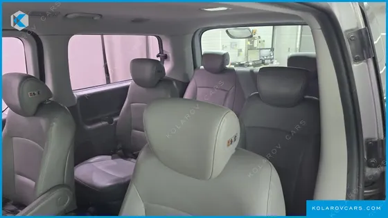 HYUNDAI STAREX 12-SEATER WAGON