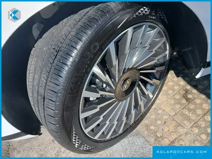 HYUNDAI GRANDEUR 2,5 GASOLINE 2WD