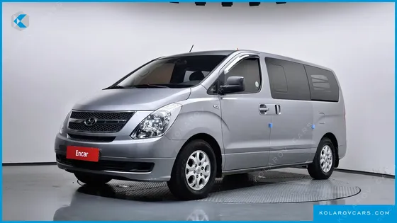 HYUNDAI STAREX 5-SEATER VAN