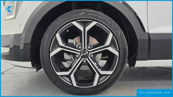 KIA NIRO SIGNATURE
