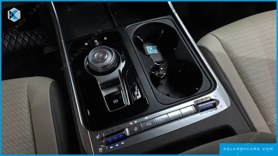 KIA CARNIVAL HEV 7SEATER OUTDOOR NOBLESS