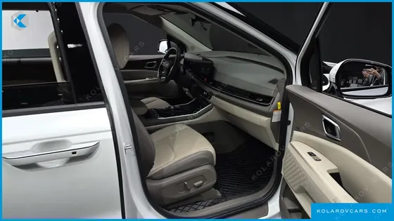 KIA CARNIVAL HEV 7SEATER OUTDOOR NOBLESS