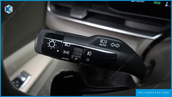 KIA CARNIVAL HEV 7SEATER OUTDOOR NOBLESS