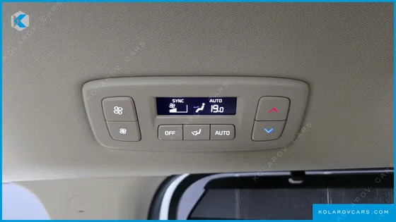 KIA CARNIVAL HEV 7SEATER OUTDOOR NOBLESS