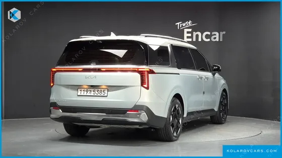 KIA CARNIVAL GASOLINE 9-SEATER SIGNATURE