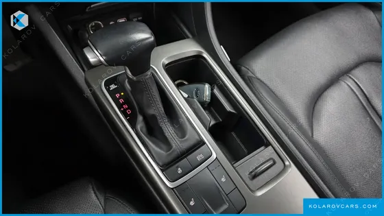 KIA K5 2.0 LPI RENTAL CAR