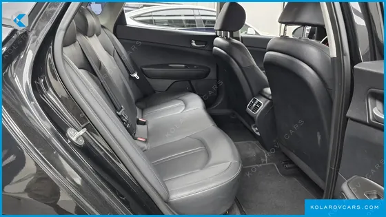 KIA K5 2.0 LPI RENTAL CAR