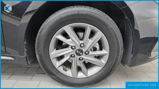 KIA K5 2.0 LPI RENTAL CAR