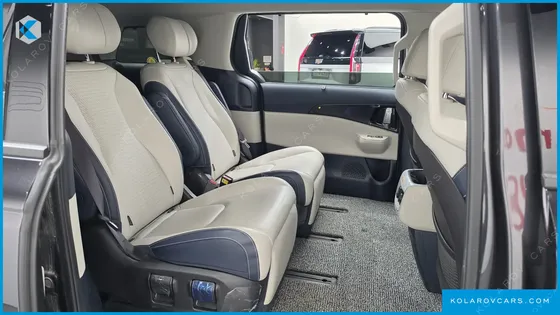 KIA CARNIVAL HEV 7SEATER SIGNATURE
