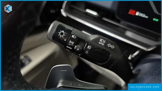 KIA CARNIVAL HEV 7SEATER SIGNATURE