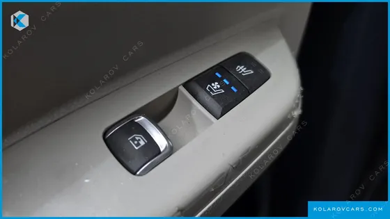 KIA CARNIVAL HEV 7SEATER SIGNATURE