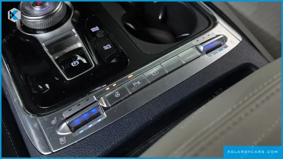 KIA CARNIVAL HEV 7SEATER SIGNATURE