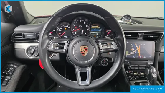 PORSCHE 911 CARRERA 4 GTS